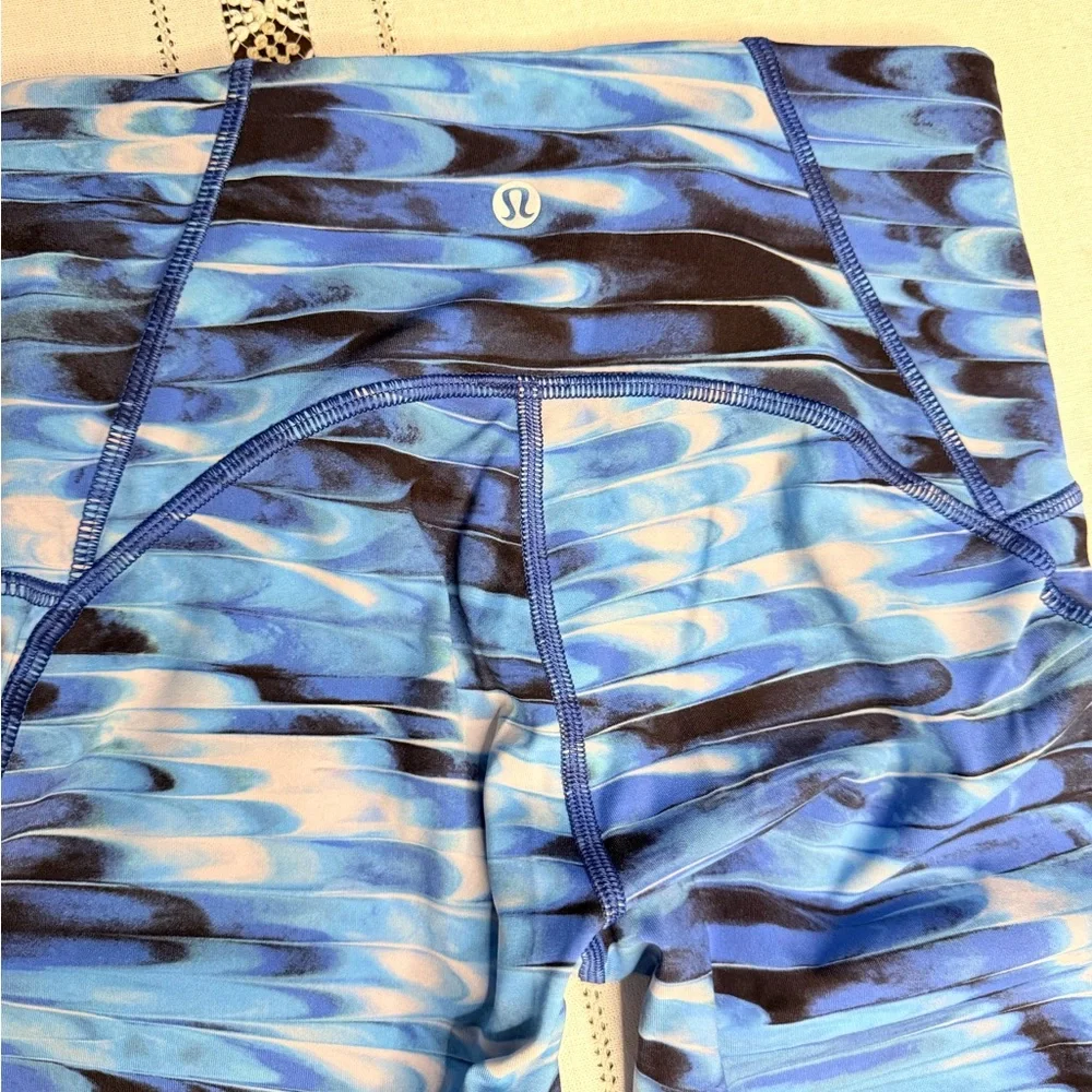 Lululemon Wunder Under Hi Rise Tight‎ Women’s 4 Tidal Multi Blue 7/8 Leggings